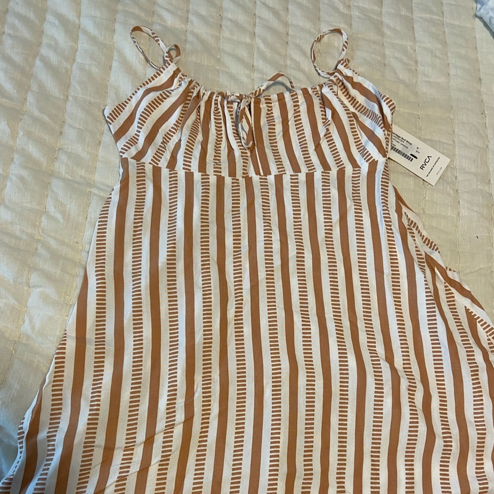 Medium RVCA overtime summer dress